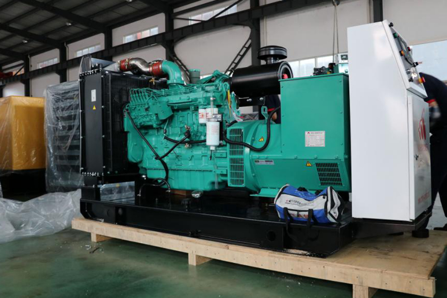 Cummins diesel generator ISO9001/CE certified with at least 1 year warranty